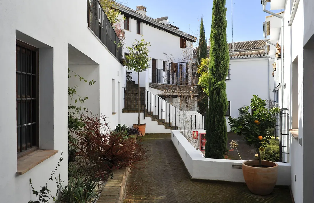 Smart Suites Albaicin-1
