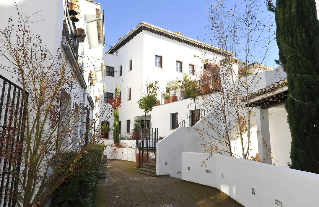 Smart Suites Albaicin-1